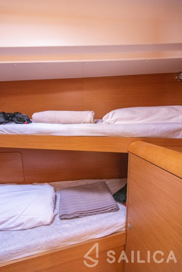 Sun Odyssey 439 - Yacht Charter Sailica