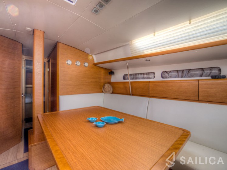 Sun Odyssey 439 - Yacht Charter Sailica
