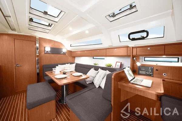 Bavaria Cruiser 41S - Yacht Charter Sailica