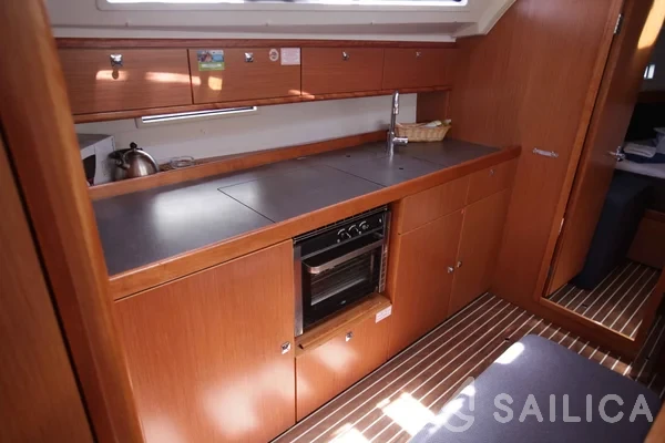 Bavaria Cruiser 41S - Yacht Charter Sailica