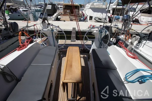 Bavaria Cruiser 41S - Yacht Charter Sailica