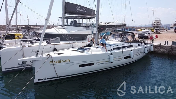 Dufour 530 - Yacht Charter Sailica