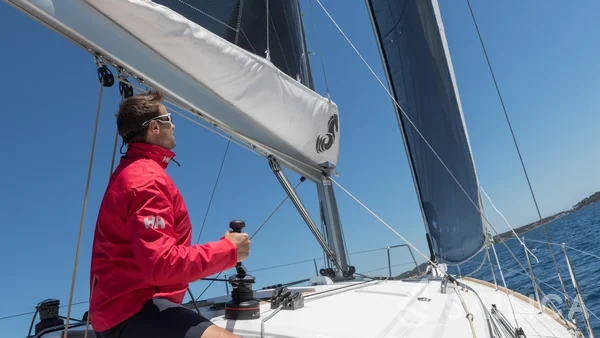 Oceanis 38.1 - Yacht Charter Sailica