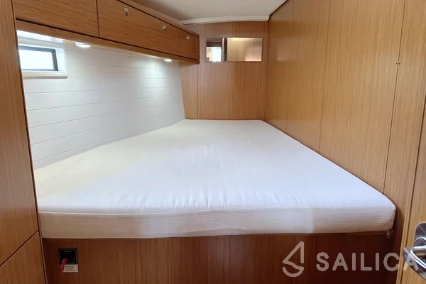 Bavaria 46 Cruiser - Yacht Charter Sailica