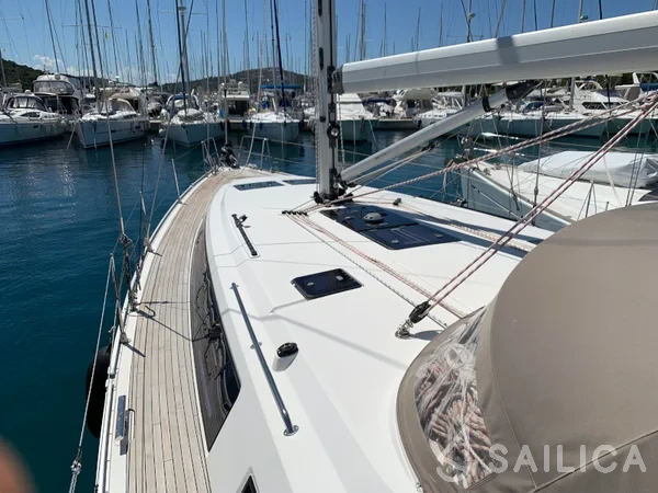 Bavaria 46 Cruiser - Yacht Charter Sailica