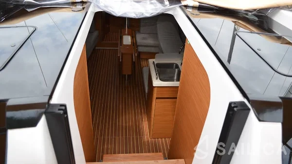 Hanse 418 - Yacht Charter Sailica