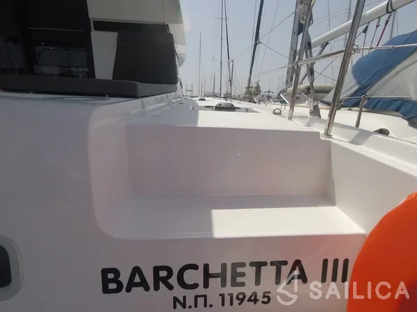Lagoon 42 - Yacht Charter Sailica