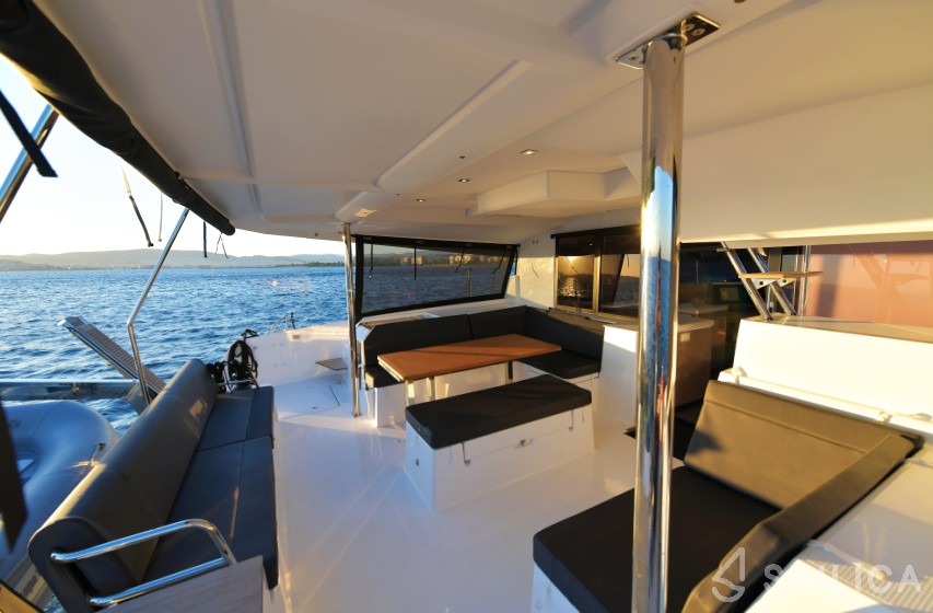Saona 47 - Yacht Charter Sailica
