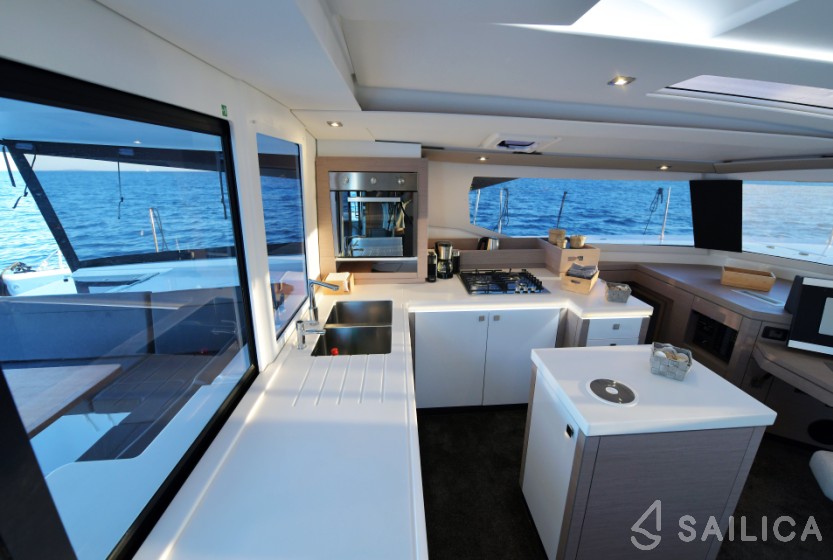 Saona 47 - Yacht Charter Sailica