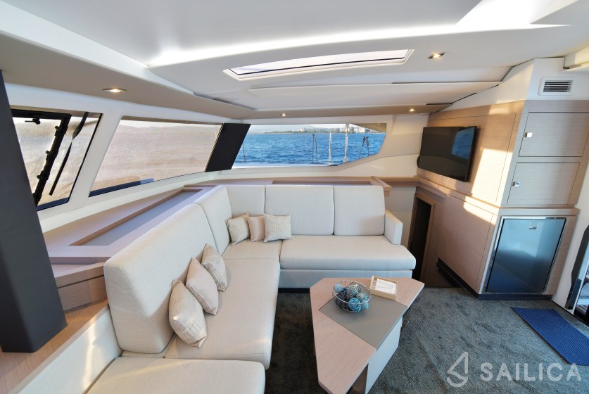 Saona 47 - Yacht Charter Sailica