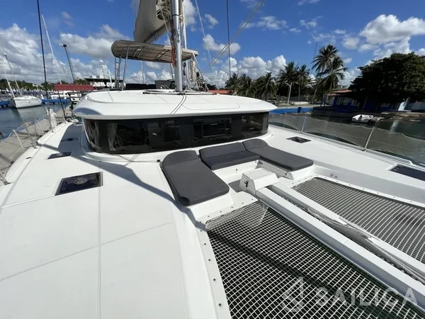 Lagoon 46  - Yacht Charter Sailica