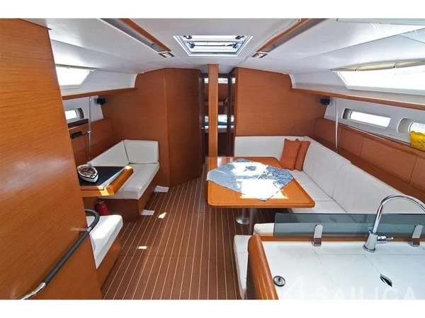 Sun Odyssey 439 - Yacht Charter Sailica