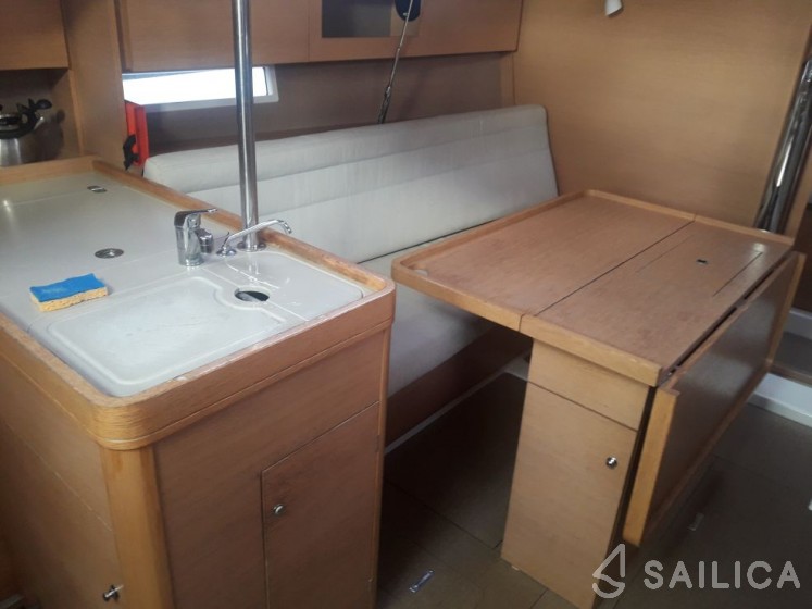 Dufour 335 Grand Large - Yacht Charter Sailica