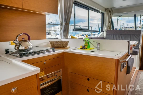 Swift Trawler 41 - Yacht Charter Sailica