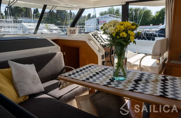 Swift Trawler 41 - Yacht Charter Sailica