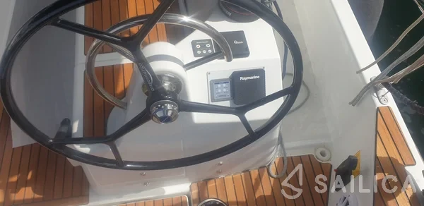 Sun Odyssey 410 - Yacht Charter Sailica