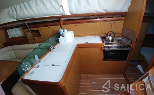 Sun Odyssey 36i - Yacht Charter Sailica