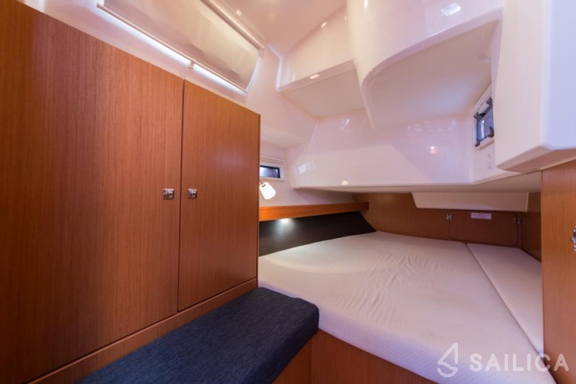 Bavaria Cruiser 41 - Yacht Charter Sailica