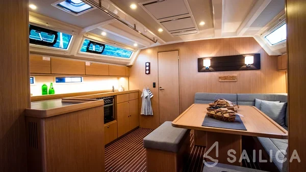 Bavaria 46 Cruiser - Yacht Charter Sailica