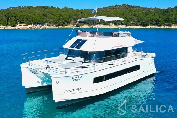 MY 37 - Yacht Charter Sailica