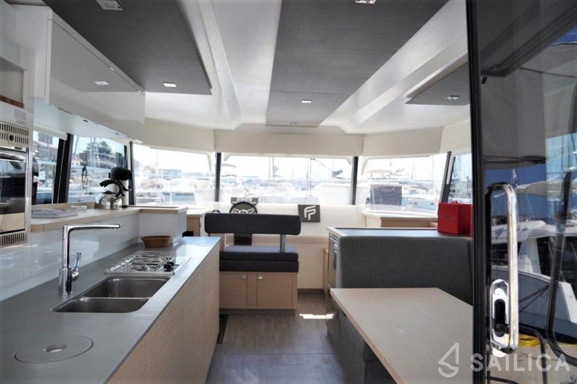MY 37 - Yacht Charter Sailica