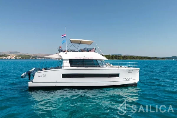 MY 37 - Yacht Charter Sailica