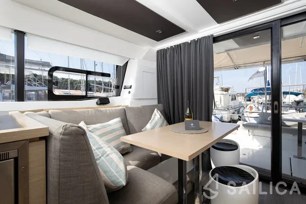 MY 37 - Yacht Charter Sailica