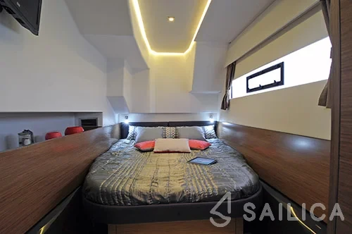 MY 37 - Yacht Charter Sailica