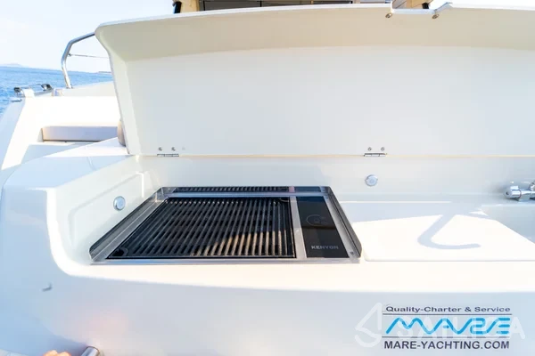 Monte Carlo 5 - Yacht Charter Sailica