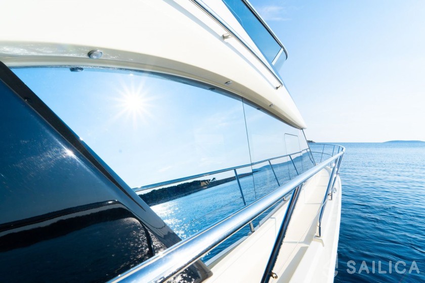 Monte Carlo 5 - Yacht Charter Sailica