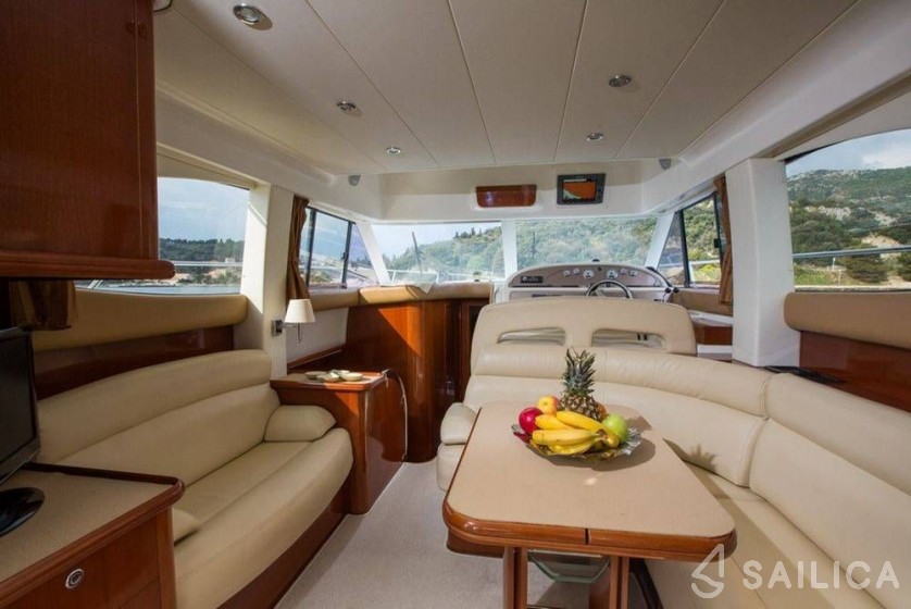 Prestige 36 - Yacht Charter Sailica