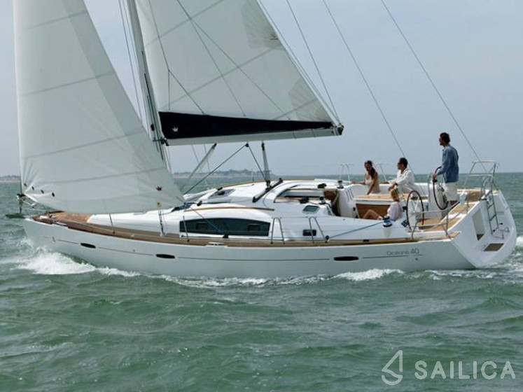 Oceanis 40 - Yacht Charter Sailica