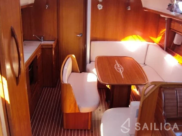 Bavaria 39 Cruiser - Yacht Charter Sailica