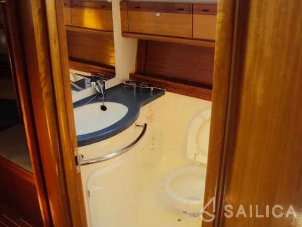 Bavaria 39 Cruiser - Yacht Charter Sailica