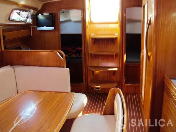 Bavaria 39 Cruiser - Yacht Charter Sailica