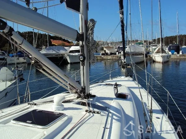Bavaria 39 Cruiser - Yacht Charter Sailica