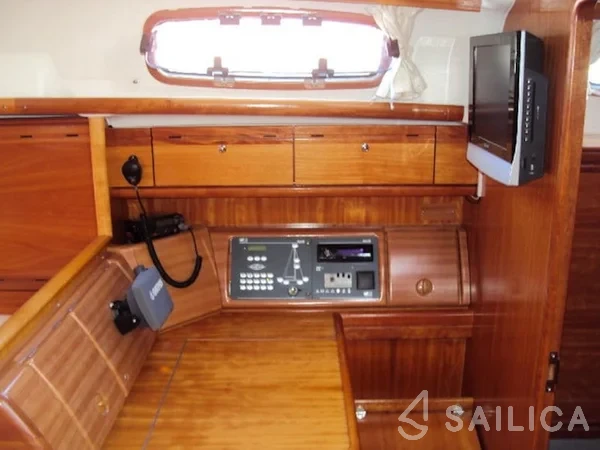 Bavaria 39 Cruiser - Yacht Charter Sailica