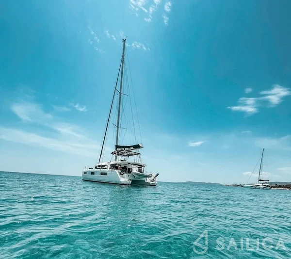 Lagoon 46  - Yacht Charter Sailica