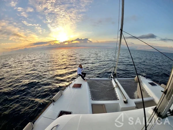 Lagoon 450  Flybridge - Yacht Charter Sailica