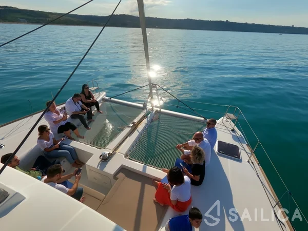 Lagoon 450  Flybridge - Yacht Charter Sailica