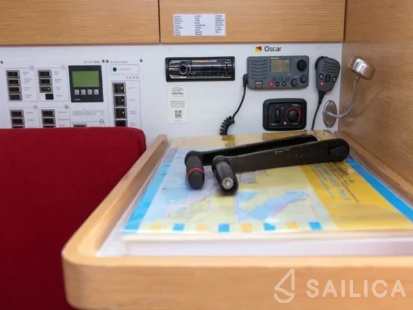Elan 350 Performance - Yacht Charter Sailica