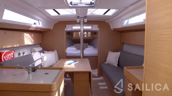 Dufour 360 GL - Yacht Charter Sailica