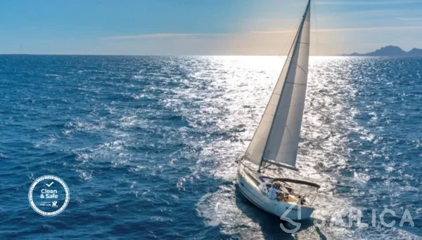 Dufour 360 GL - Yacht Charter Sailica