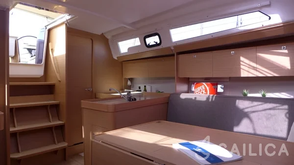 Dufour 360 GL - Yacht Charter Sailica