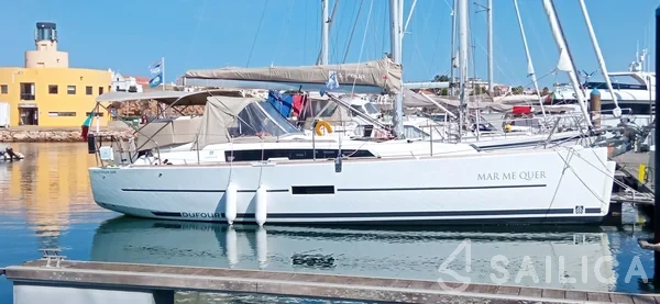 Dufour 360 GL - Yacht Charter Sailica