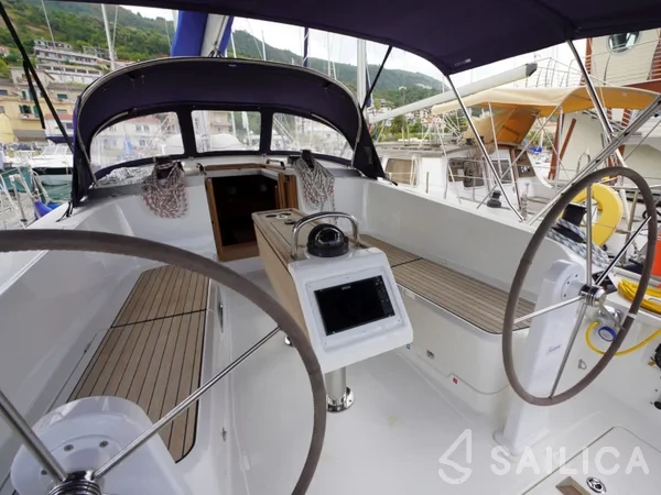 Bavaria 41 Cruiser - Yacht Charter Sailica
