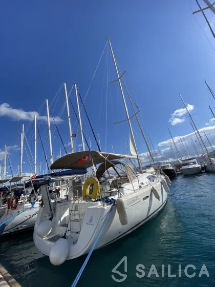 Oceanis 43 - Yacht Charter Sailica