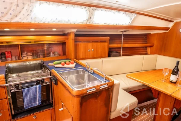 Elan 333 - Yacht Charter Sailica