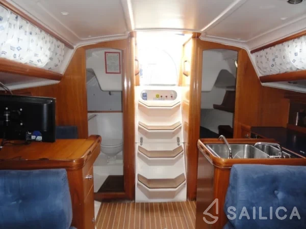 Elan 333 - Yacht Charter Sailica