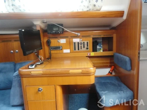 Elan 333 - Yacht Charter Sailica